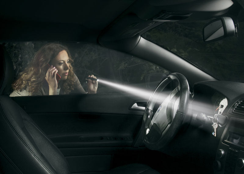 MAGLITE SJ3AUD6 Φακός Solitaire LED NBCF ροζ & SABRE KIT συναγερμού